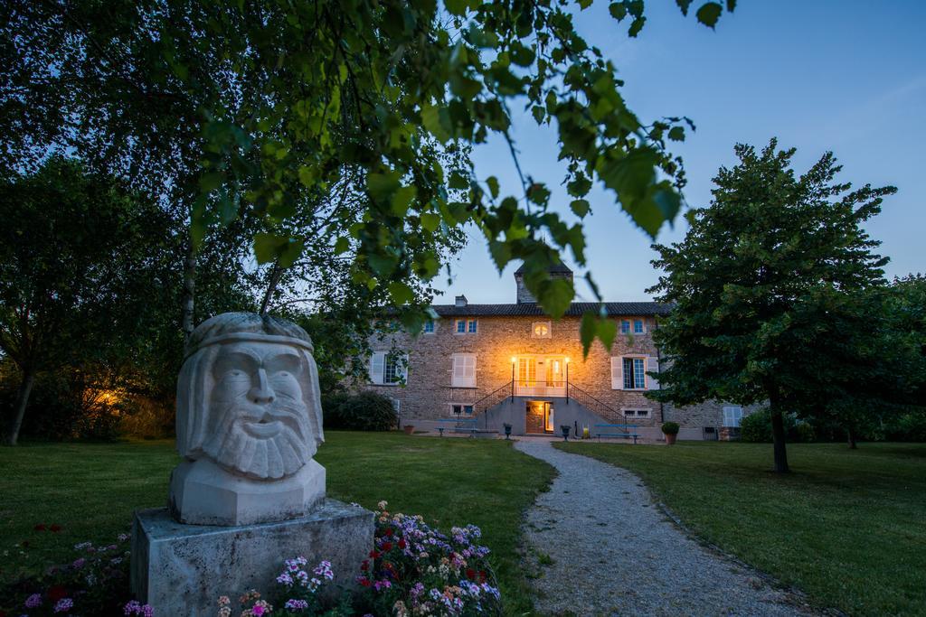 Hotel-Restaurant Le Chateau De Besseuil, Macon Nord - Teritoria Clesse  Exterior photo